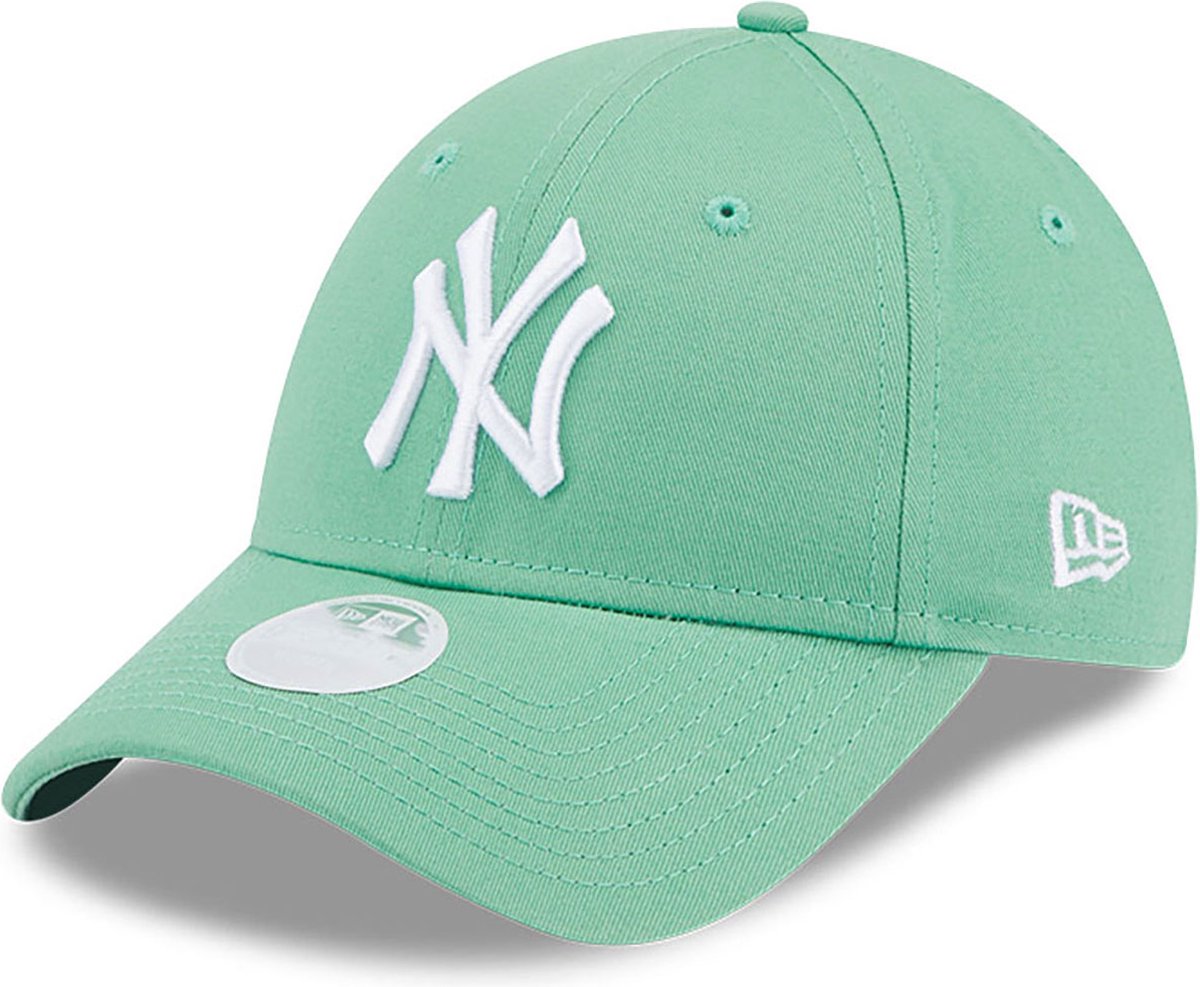 9FORTY New York Yankees League Essential Womens Green 9FORTY Adjustable Cap