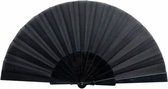 Spaanse Handwaaier zwart 23 x 43 cm - Voordelige verkoeling waaiers voor de zomerse temperaturen