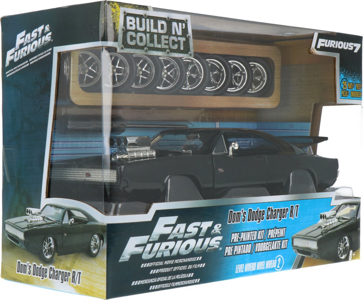 JADA TOYS 1/24 – DODGE Charger Rápido y Furioso con figura de Toretto