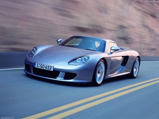 Tapis de voiture en caoutchouc Tapis de voiture Porsche Carrera GT - Année de construction : 2004 - 2006 - Ajustement d'origine - 2 pièces