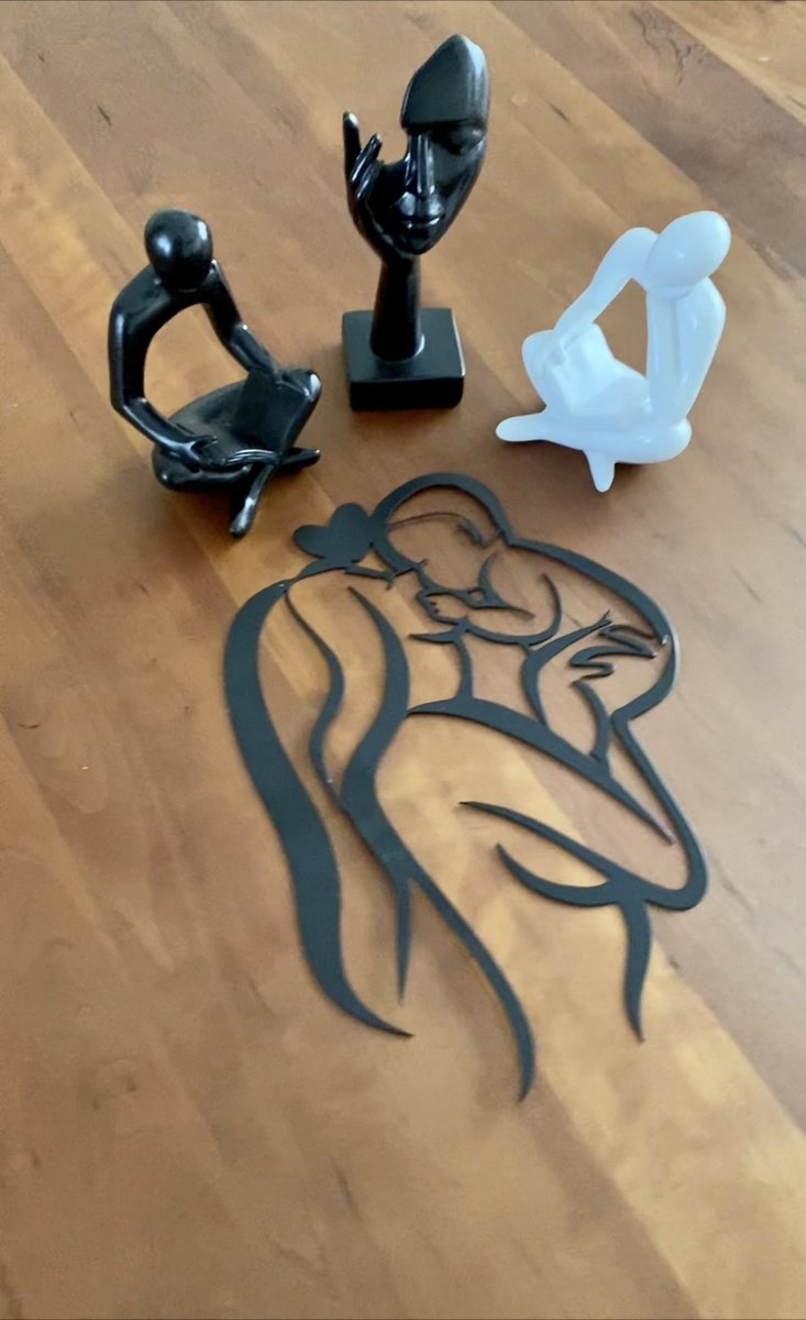 Abstracte sculptuur, creatieve beelden, abstracte figuurstandbeelden Abstracte sculptuur, creatieve beelden, abstracte figuurstandbeelden