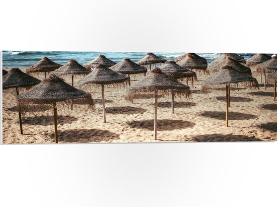 PVC Schuimplaat- Zee - Strand - Zand - Parasols - 90x30 cm Foto op PVC Schuimplaat