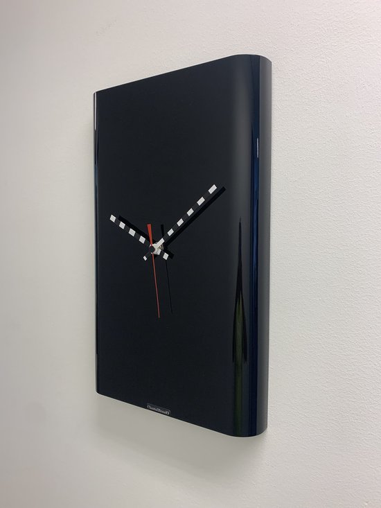 Horloge murale CHANTALBRANDO -- SARAGOSSA BLACK -- DESIGN MODERNE -- MADE IN HOLLAND