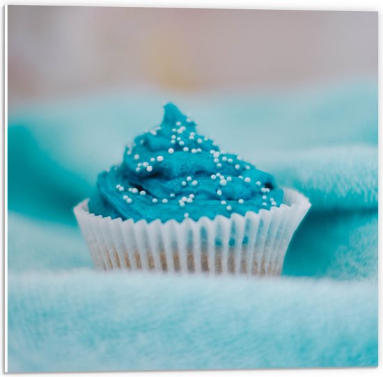 PVC Schuimplaat- Cupcake met Blauwe Botercrème - 50x50 cm Foto op PVC Schuimplaat