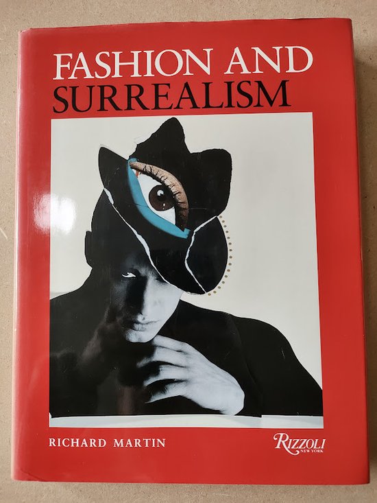 Fashion and Surrealism - cover
