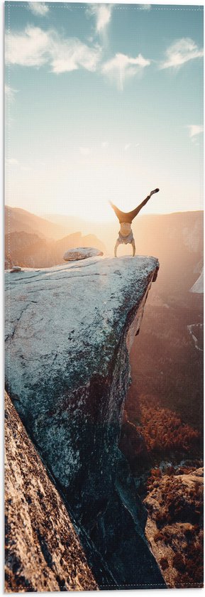 Vlag - Bergen - Bomen - Zon - Lucht - Persoon - Handstand - 20x60 cm Foto op Polyester Vlag