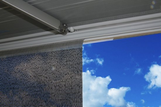 MUFU Privacy zonnescherm voor cassette luifels van Thule, Omnistor en Fiamma van campers, 3 meter breed en 2,20 meter hoog, zwart mesh, perfecte sunblocker, bij extreem warm weer en hittegolf is dit zonnescherm een verademing, en met 2 jaar garantie! van MUFU — afbeelding 5