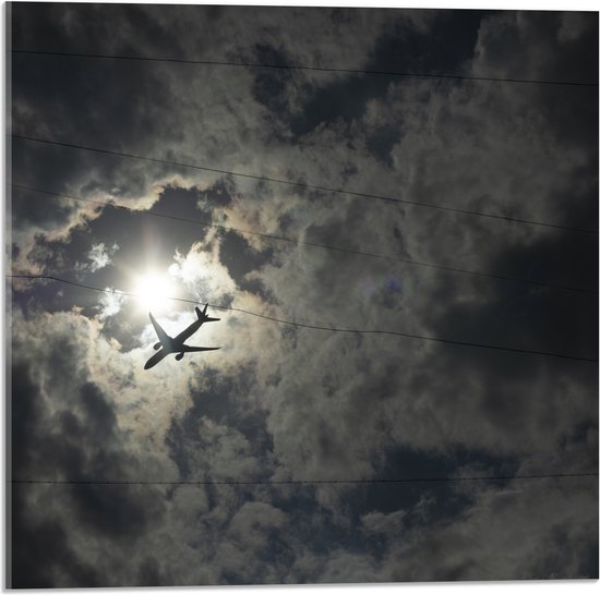 Acrylglas - Passagiersvliegtuig Zwemmend bij de Zon langs de Wolken - 50x50 cm Foto op Acrylglas (Wanddecoratie op Acrylaat)