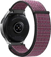 Strap-it Smartwatch bandje 20mm - zacht nylon bandje geschikt voor Samsung Galaxy Watch 42mm / Active / Active2 40 & 44mm / Galaxy Watch 3 41mm / Galaxy Watch 4 - Classic / Galaxy Watch 5 - Pro / Galaxy Watch 6 - Classic / Gear Sport - true berry