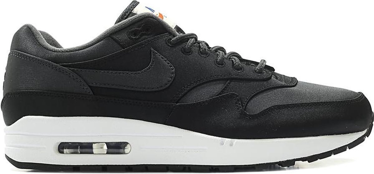Nike Air Max 1 Special Edition AO1021-001 Zwart