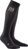 CEP Socks for Recovery Compressie  Sportsokken - Maat 39 - Vrouwen - zwart/grijs Maat 4: kuitomvang: 39-44 cm