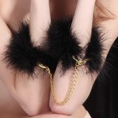 Banoch | Feather Cuffs | Handboeien goud met veertjes | bondage light