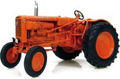 Vendeuvre Super GG - Universal Hobbies miniatuur Tractor 1:32