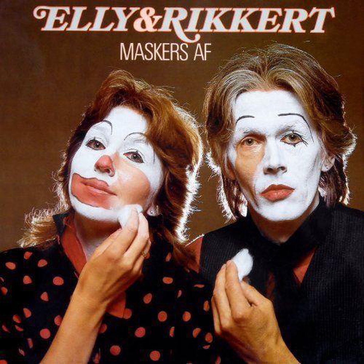 Maskers af