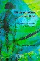 Uit de schaduw in het licht