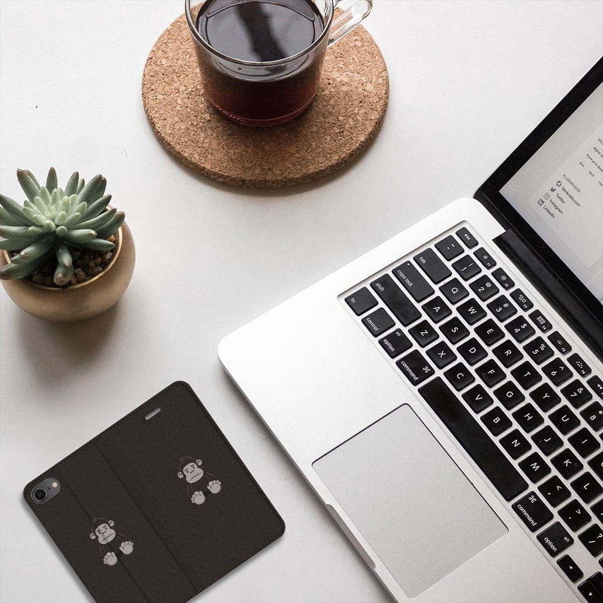 iPhone 7 | 8 | SE (2020) | SE (2022) Magnet Case Gorilla — cadeau in Cadeau-ideeën - foto 7