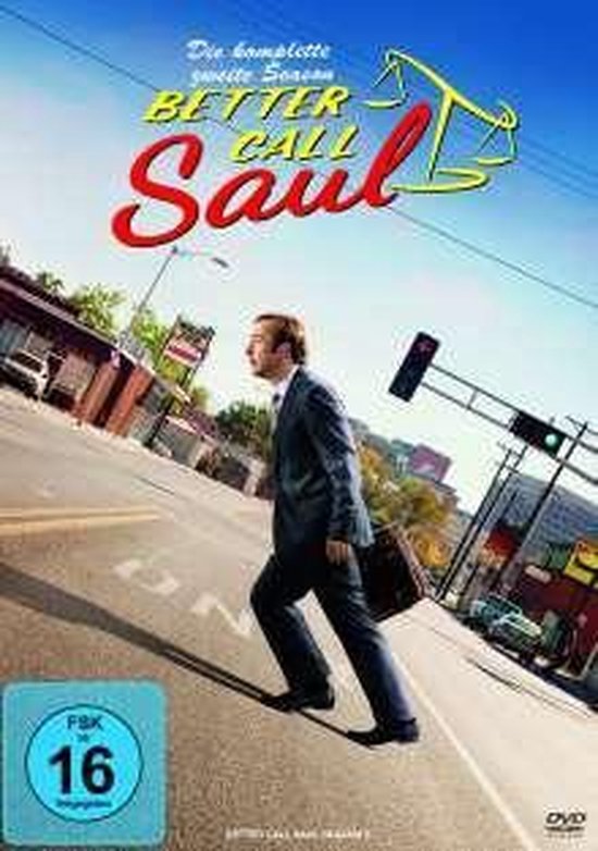 Man in pak kruist straat, 'Better Call Saul' logo.