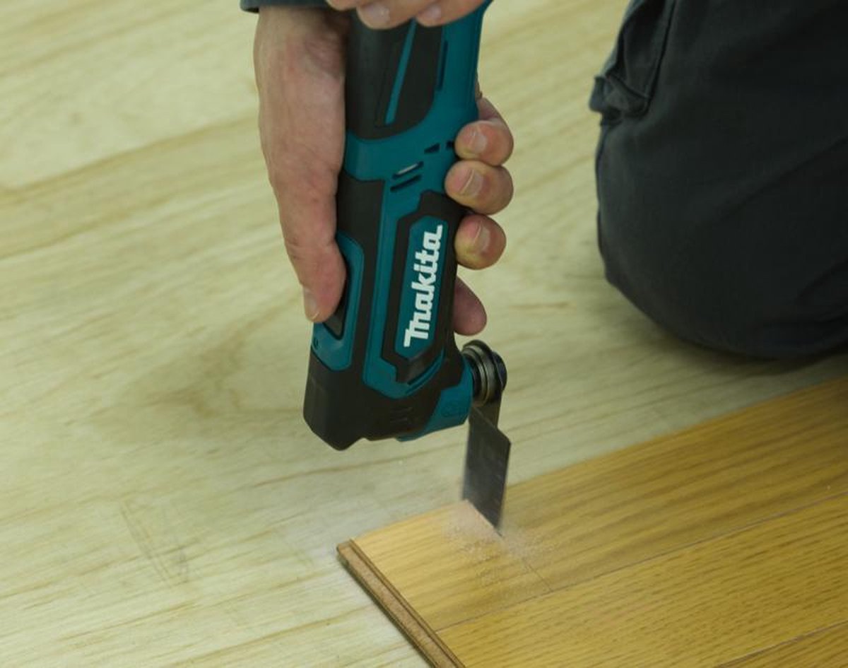 Makita TM30DSAJX4 Multitool 12V Max 2.0Ah Li-ion + Toebehoren in Mbox thumbnail 4