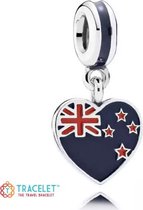Reizen - Zilveren bedels - Bedel Australië | Hart vlag Australië | Zilver en emaille | 925 Sterling Zilver - Geschikt voor alle merken - Met 925 Zilver Certificaat - In Leuke cadeauverpakking - Moederdag