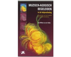 Omslag van Muzisch-Agogisch Begeleiden In De Hulpverlening + Cd