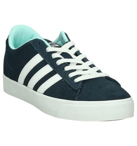 adidas cloudfoam daily qt clean sneaker