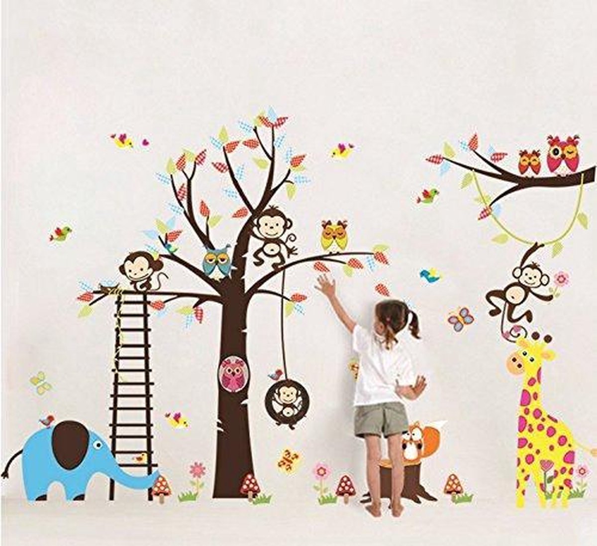 Muursticker - XXXL! Jungle Zoo (roze) - Aap - Giraffe - Olifant – Uil – Boom – Tak -Vrolijke dieren – Slaapkamer – Babykamer – Kinderkamer – Woonkamer (186cm x 95cm)