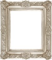 Moderne Wand Spiegel William Buitenmaat 56x66 cm Zilver - Luxe sierspiegel in sierlijke houten lijst met ornament - Engelse spiegel - Muurspiegel - Wandspiegel - Facetrand - Barok Badkamerspiegel