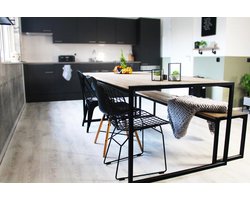 Industriële eettafel hout en staal 
