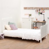 Bed Yan wit