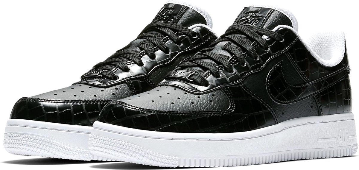 Nike Air Force 1 '07 Essential Sneakers - Maat 40.5 - Vrouwen - zwart |  bol.com