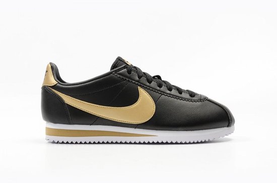 Nike Wmns Classic Cortez Leather 807471-008 Sneakers - Dames- Maat 38.5  -... | bol.com