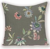 Moodadventures | Kussens |Kussenhoes Flowers Grey Green | Bloemen | 45x45