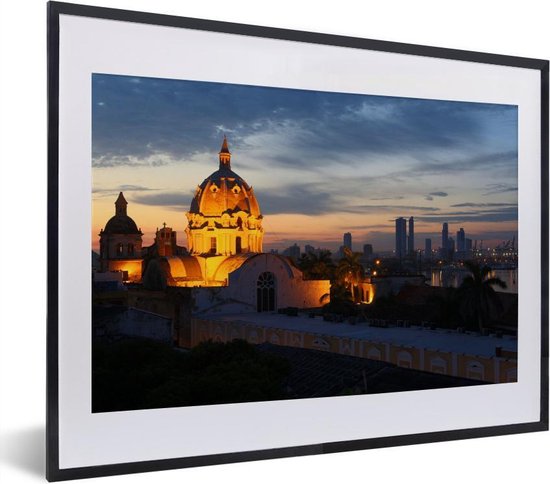 Fotolijst incl. Poster - Verlichte koepel in Colombia - 40x30 cm - Posterlijst