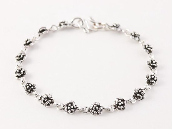 Bracelet fin en argent avec roses