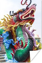 Poster Kleurrijke draak voor een tempel in China - 80x120 cm
