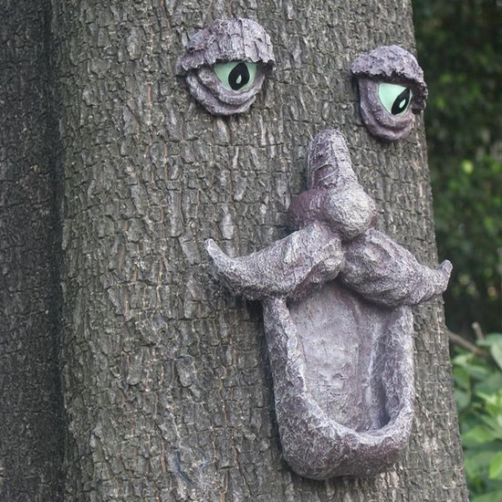 Beeld Van Stier Met Een Grappig Gezicht En Open Mond Breed. Wilde