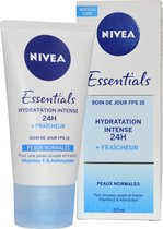 Nivea Essentials SPF 15 24H Hydration Dagcrème - 50 ml (Franse tekst)
