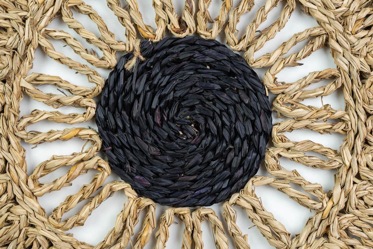 Liviza Placemat rond zeegras zwart rondje Bohemian Muurdecoratie