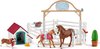 foto van Schleich Horse Club - Hannah's Gastpaarden en Hond Ruby - Speelfigurenset - Kinderspeelgoed voor Jongens en Meisjes - 5 tot 12 jaar - 20 Onderdelen
