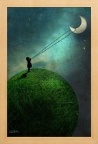 JUNIQE - Poster in houten lijst Chasing The Moon -20x30 /Grijs & Groen