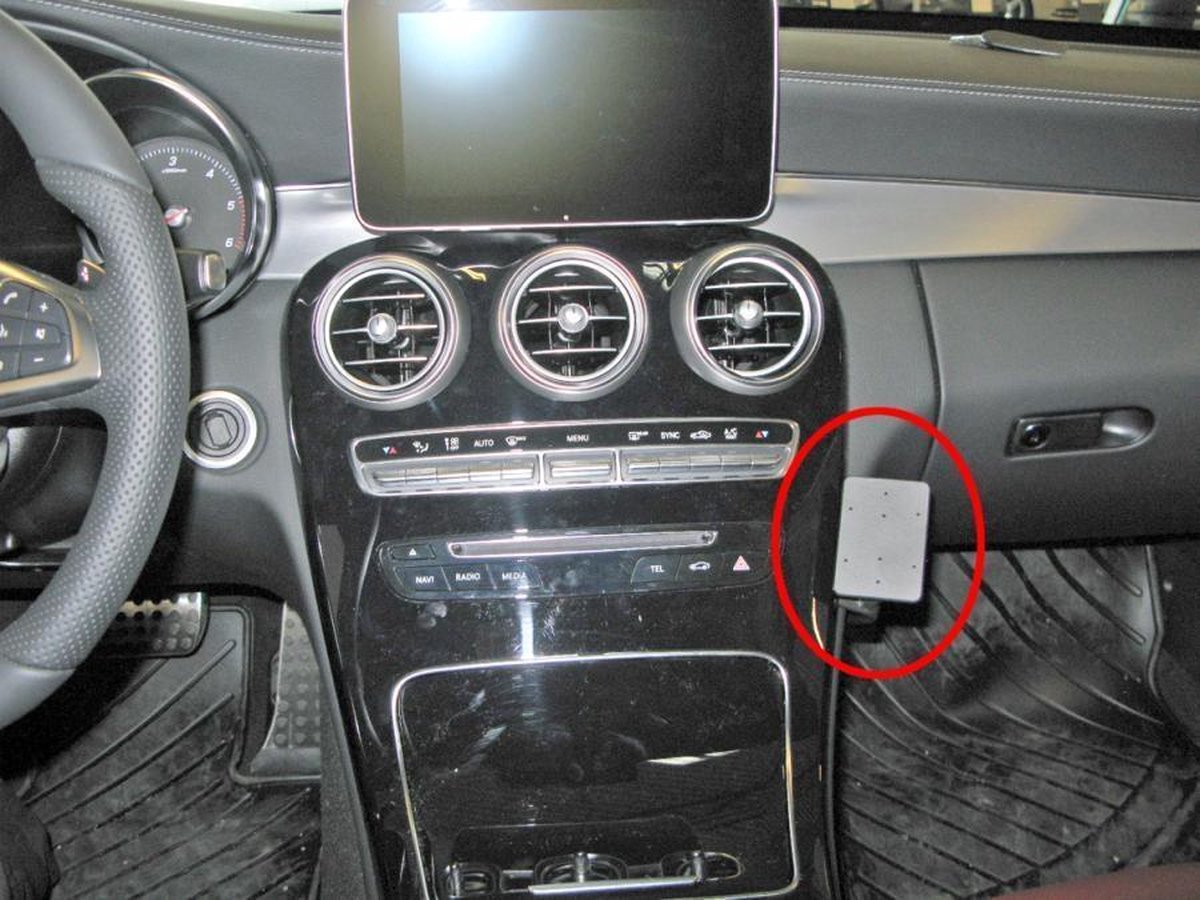 Brodit ProClip houder geschikt voor Mercedes Benz C-Klasse (180-320) 2014 - Angled mount