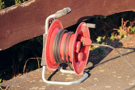 2 pièces - Boîtier de câble rallonge enrouleur de câble enrouleur de câble avec 4 prises de terre 15 mètres - Enrouleur de câble - enrouleur - enrouleur 15 mètres - enrouleur de câble 250 volts | 3000 watts