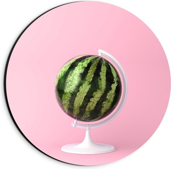 Dibond Wandcirkel - Watermeloen op Wereldbolstandaard - 20x20cm Foto op Aluminium Wandcirkel (met ophangsysteem)