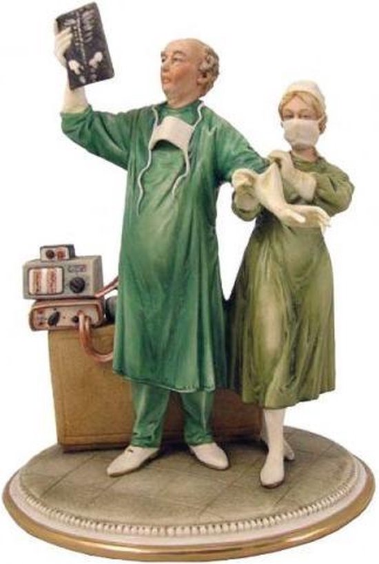 Capodimonte - Figurine - Chirurgien - OU Infirmière - Porcelaine - Fait Main - Italien - Patrimoine