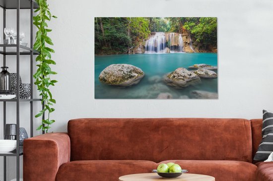 Roches couvertes de mousse devant la cascade du parc national d'Erawan Toile 140x90 cm - Tirage photo sur toile (décoration murale salon / chambre)