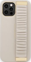 iDeal of Sweden Statement Case Top-Handle pour iPhone 12/12 Pro Ruffle Cream - Top-Handle