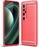 Voor Xiaomi Mi 10 Ultra geborstelde textuur koolstofvezel TPU-hoes (rood)