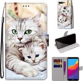 Voor Huawei Y7 (2018) / Enjoy 8 Gekleurde tekening Cross Texture Horizontale Flip PU lederen hoes met houder & kaartsleuven & portemonnee & lanyard (Big Cat Holding Kitten)