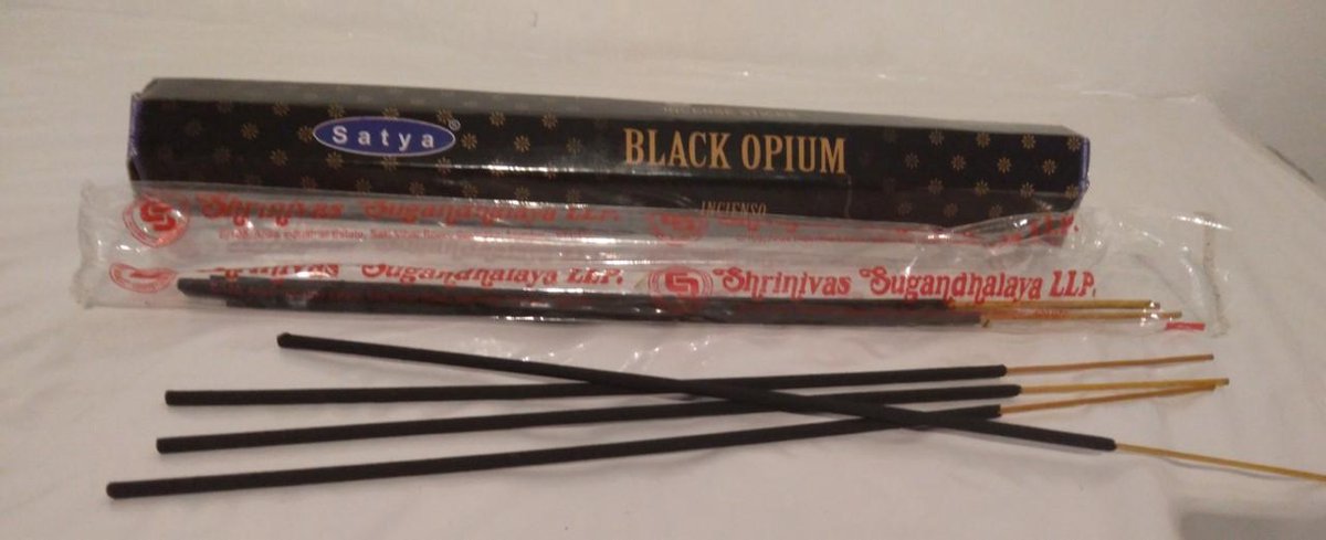 Satya Black Opium Wierookstokjes Wierook 3 pakjes 60 stuks zwart