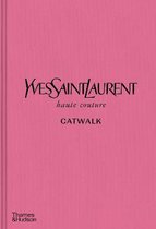 Boek cover Yves Saint Laurent Catwalk van Olivier Flaviano (Hardcover)